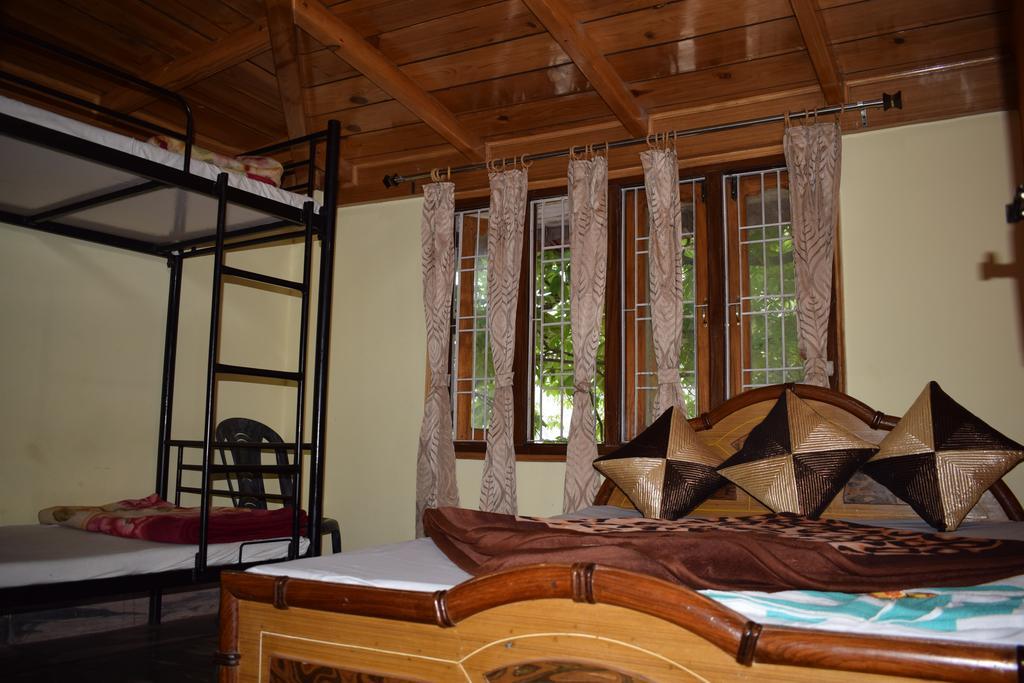 Star Guest House Найнитал Экстерьер фото