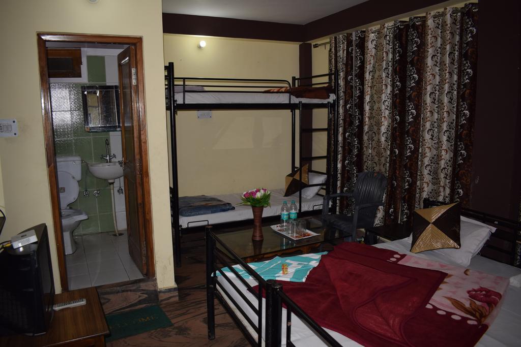 Star Guest House Найнитал Экстерьер фото