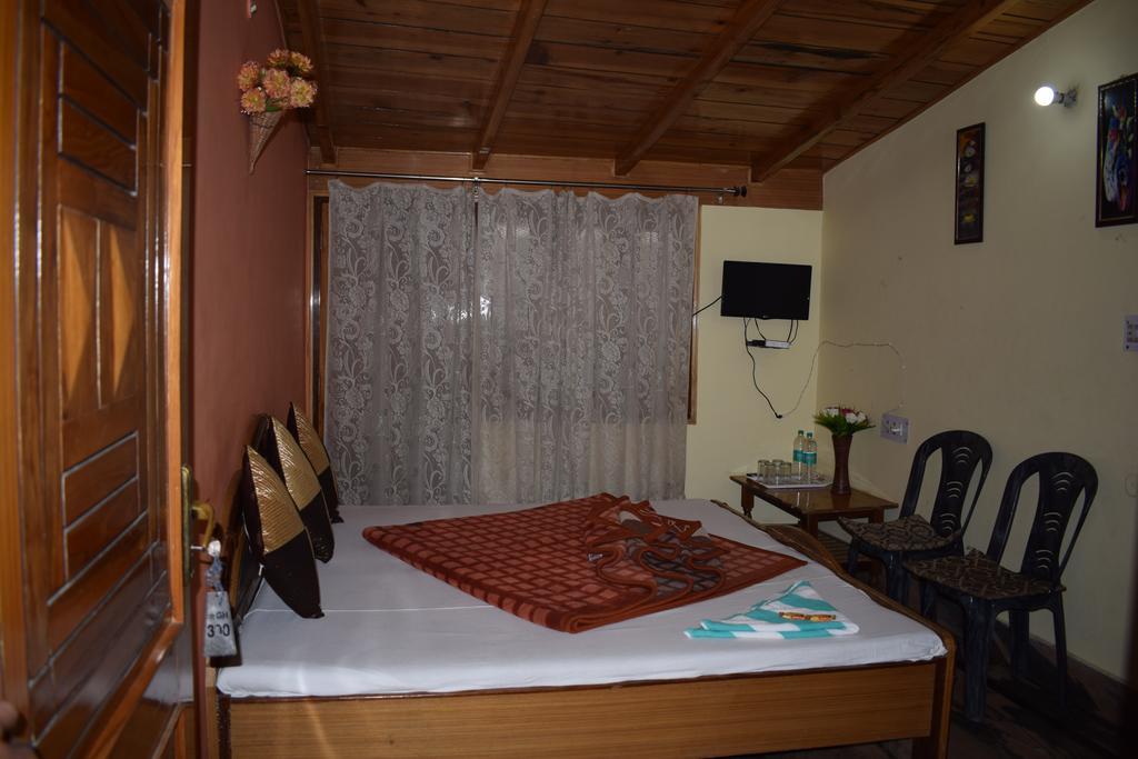 Star Guest House Найнитал Экстерьер фото